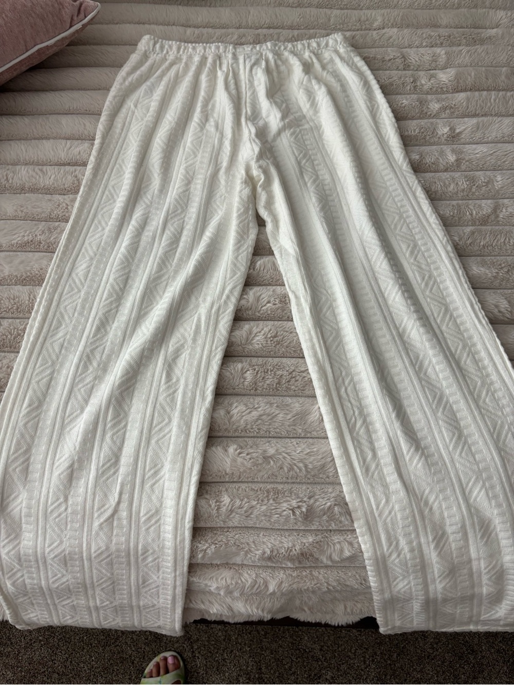 Splendid White Textured Knit Lounge Pants